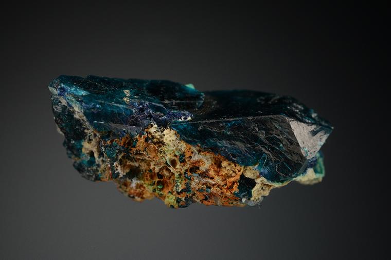 VESZELYITE